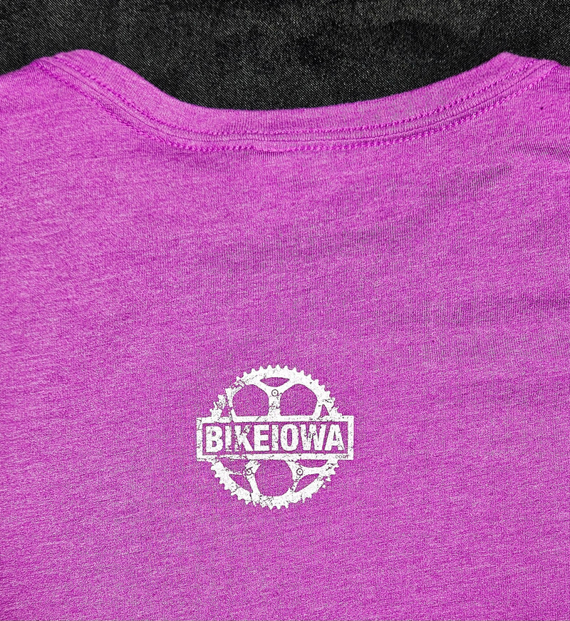 Load image into Gallery viewer, THE BIG GEAR Women&#39;s T-shirt - Magenta
